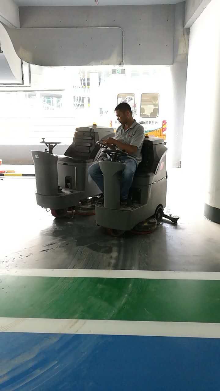 合肥高美洗地机_食品生产行业专用洗地机